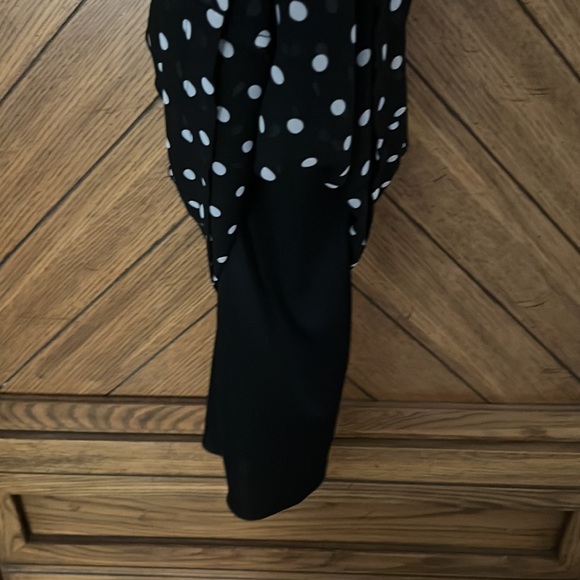 GUESS Jeans Poka Dot Dress - Picture 6 of 6